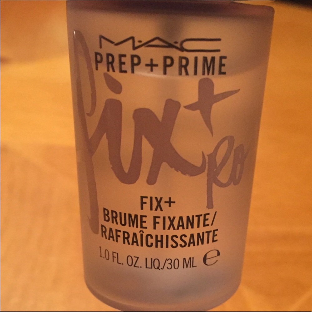 MAC Prep + Prime Fix + Rose Setting Spray - Picture 4 of 7